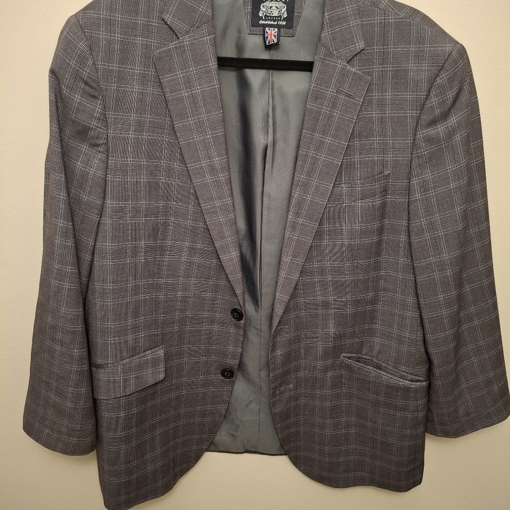 The Savile Row Company 40S Gray Plaid Sports Coat